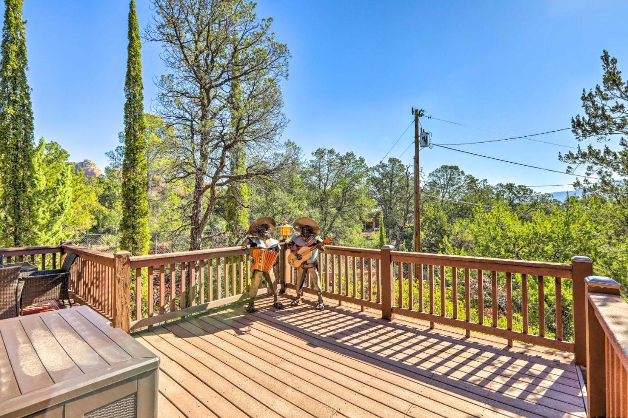 Bright Sedona Home With Deck And Mountain Views! Exterior photo